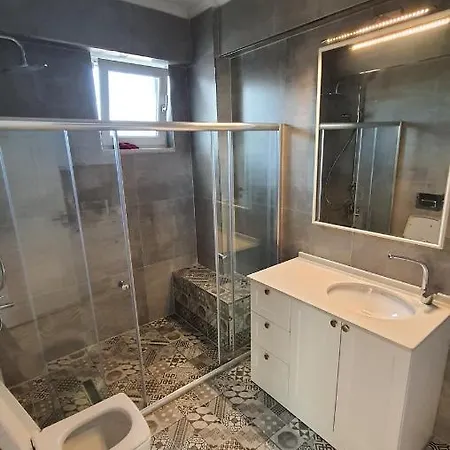 Basaran, Private With Large Heated Swimming Pool In