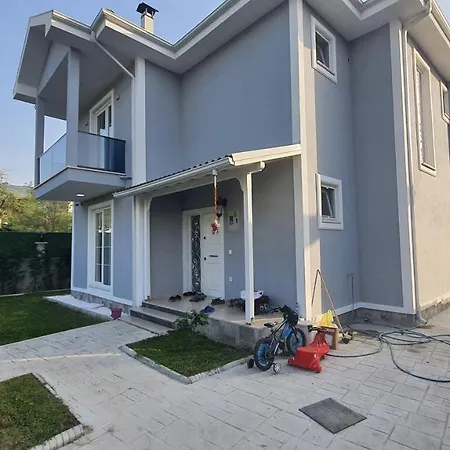 Basaran, Private With Large Heated Swimming Pool In Villa *