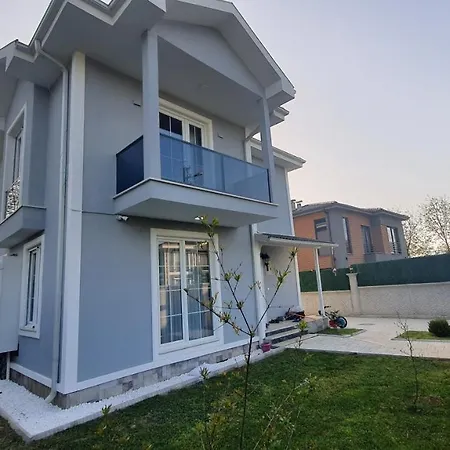 Basaran, Private With Large Heated Swimming Pool In Sapanca