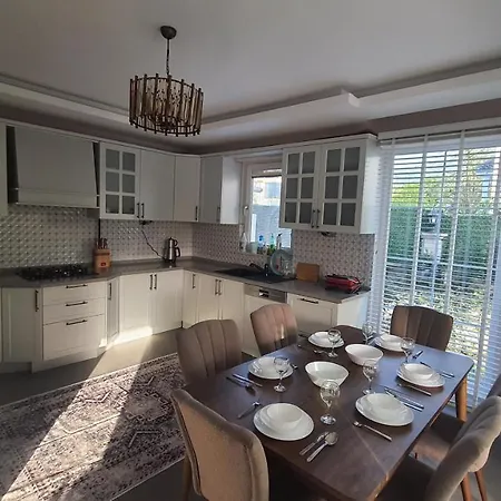 Basaran, Private With Large Heated Swimming Pool In Villa *